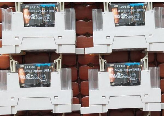 Omron P7SA-10F-ND Safety Relay Socket 50-piece Set 24VDC G7SA-3A1B [r1025908221]