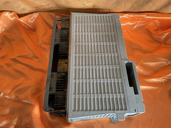 Mitsubishi MDSC1SPA110R Spindle Drive Unit [t1077722361]