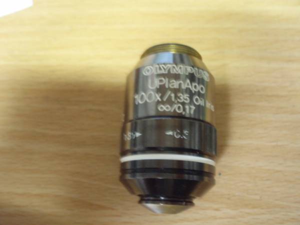 Olympus UPlanApo 100x/1.35 Oil Iris Objective Lens [p1093211744]