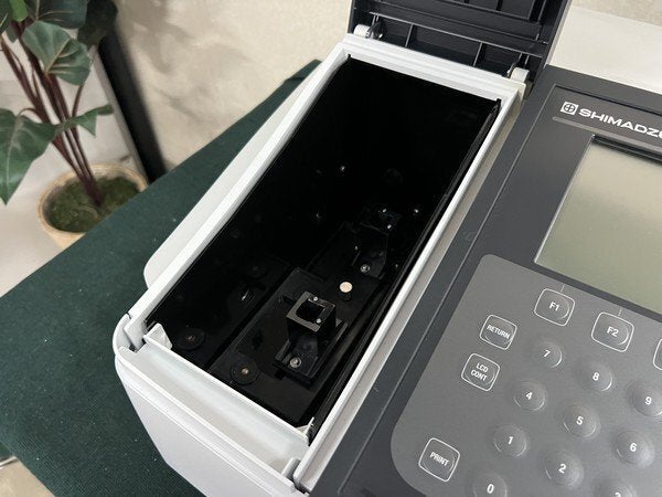 Shimadzu UV-1850 UV-Vis Spectrophotometer [s1196767358]