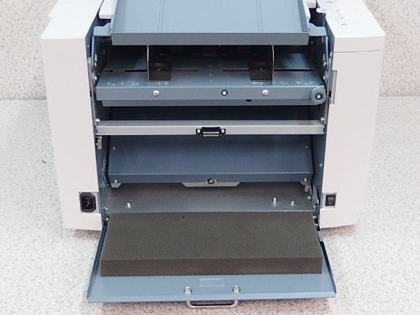 Ideal R-98J Desktop Paper Folding Machine Double Feed Detection 100V [u1212467615]