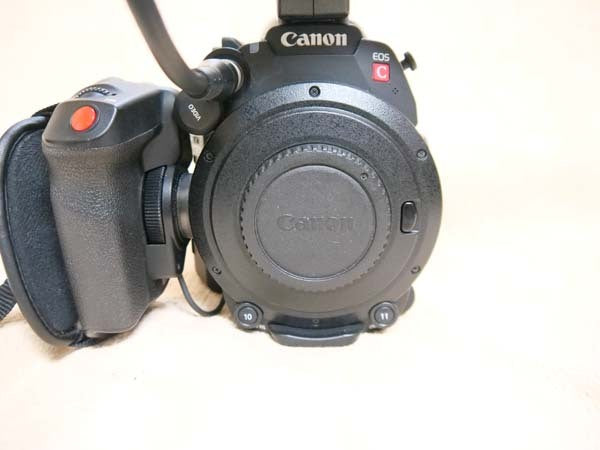 Canon EOS C200 Digital Cinema Camera [m1215685650]