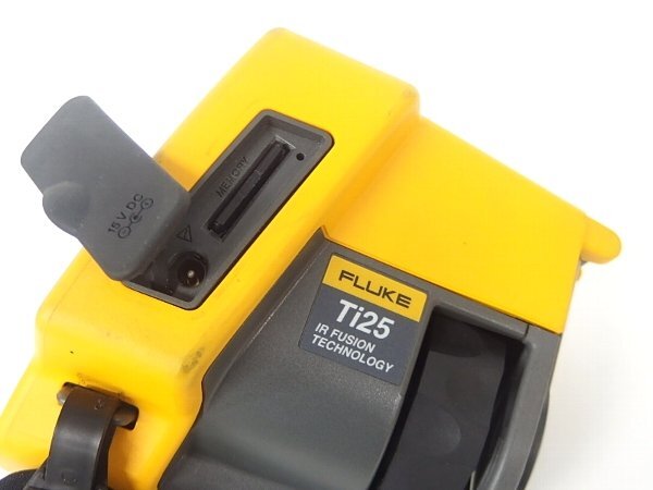Fluke Ti25 Thermal Imaging Camera with Case and AC Adapter [p1247305038]