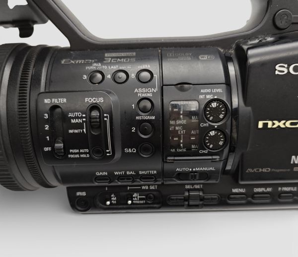 SONY HXR-NX5R Camcorder [x1217136759]