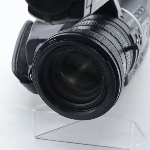 JVC GY-HM620 HD Memory Card Camera Recorder [x1210071906]