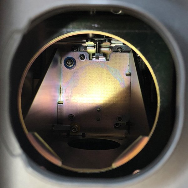 Shimadzu AIM-9000 Infrared Microscope [e1244939327]