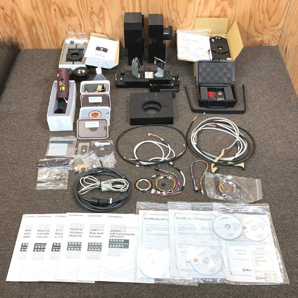 Shimadzu AIM-9000 Infrared Microscope [e1244939327]