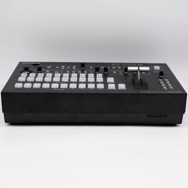 Roland V-800HD MKII Multi-Format Video Switcher [1245051915]