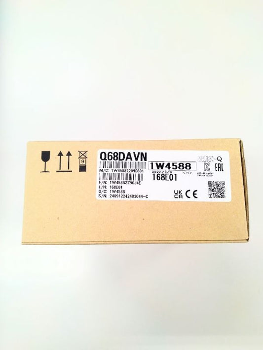 Mitsubishi Electric Q68DAVN Analog Output Unit [c1215320612]