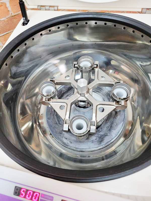 KOKUSAN H-36 Tabletop Centrifuge [m1230057435]