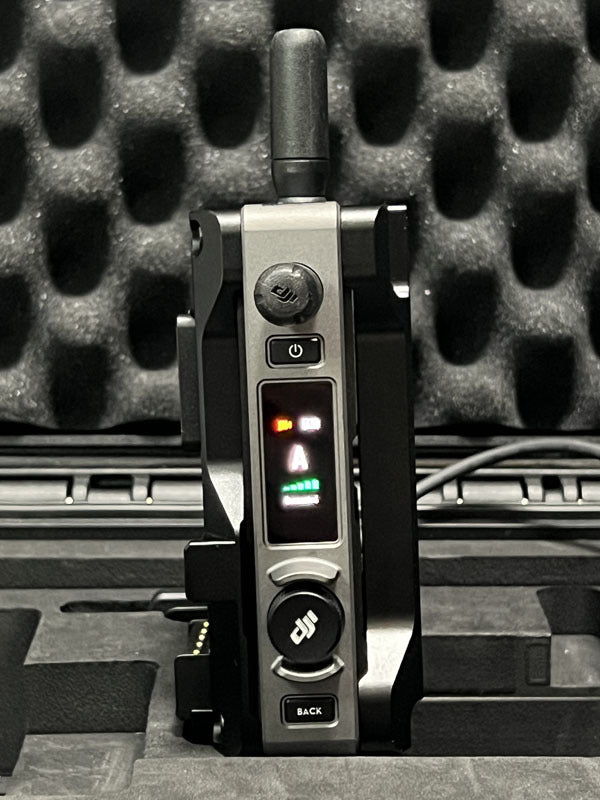 DJI Transmission High Brightness Monitor Combo V-Mount with Expansion Plate [r1250117341]