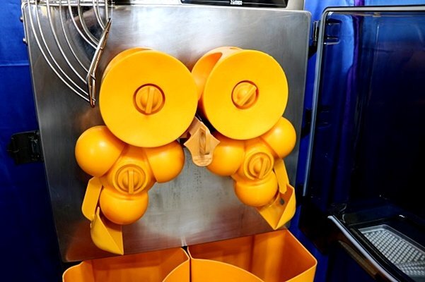 Mae Jinjin 139 ZUMEX Essential Pro Orange Juicer [h1198305704]