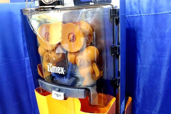 Mae Jinjin 139 ZUMEX Essential Pro Orange Juicer [h1198305704]