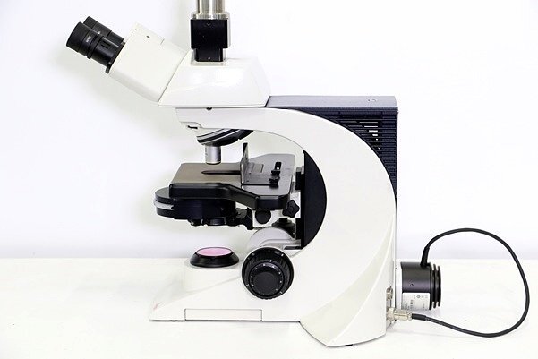 Leica DM2700M Industrial Microscope [p1197033590]
