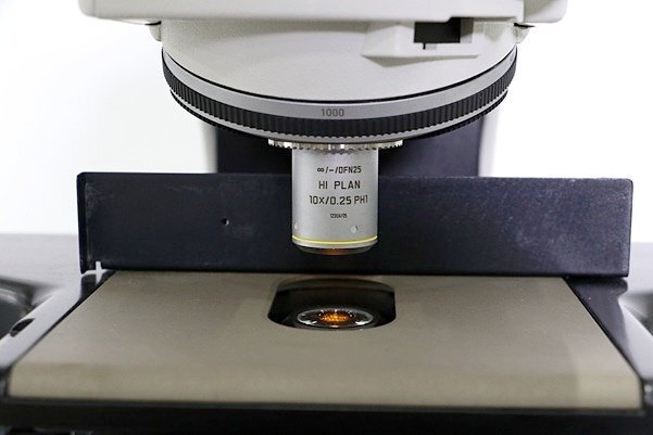 Leica DM2700M Industrial Microscope [p1197033590]