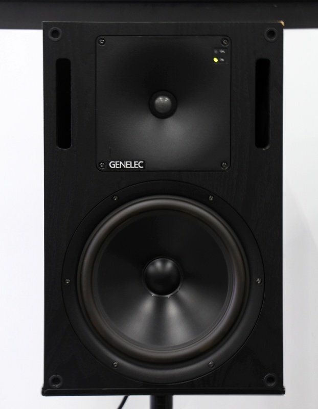 GENELEC 1032A Studio Monitor Speakers Pair with Stand [h1246717049]