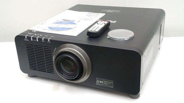 Panasonic PT-DZ870K Projector Video Equipment 629 Hours Lamp Usage [v1196165030]