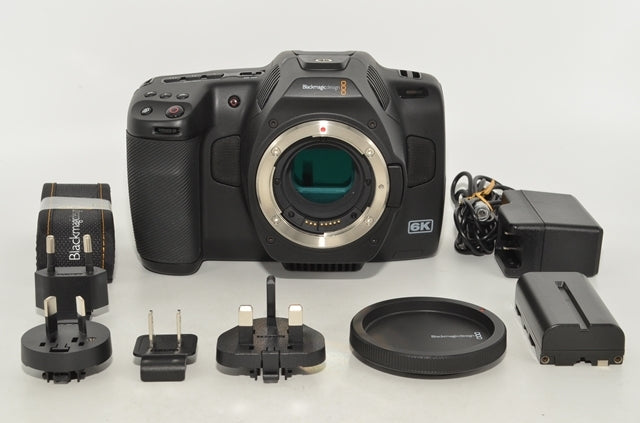 Blackmagic Design Pocket Cinema Camera 6K Pro EF Mount [v1237037501]