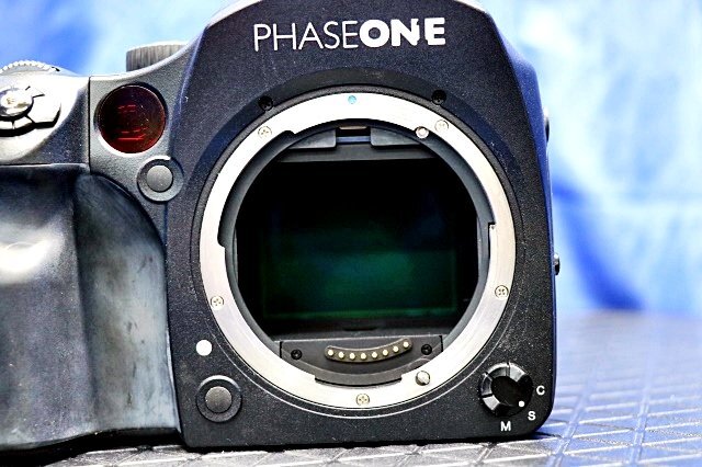 PHASE ONE IQ180 Digital Back + 645DF Camera + Schneider AF80mm F2.8 Lens + AF110mm F2.8 Lens [t1172113009]