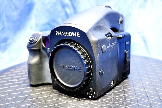 PHASE ONE IQ180 Digital Back + 645DF Camera + Schneider AF80mm F2.8 Lens + AF110mm F2.8 Lens [t1172113009]