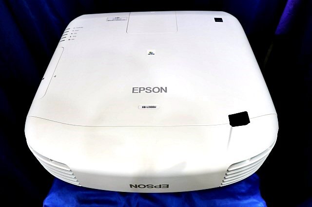 EPSON EB-L1100U LCD Projector 6000 Lumens with Lens Remote Control HDMI Cable WUXGA [l1177928594]