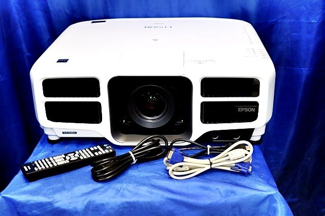 EPSON EB-L1100U LCD Projector 6000 Lumens WUXGA with Lens and Remote Control [l1177933533]