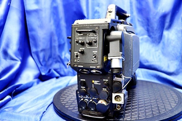 SONY HDC-950 Broadcast Camera with HDVF-20A Viewfinder 3CCD System [m1179586059]