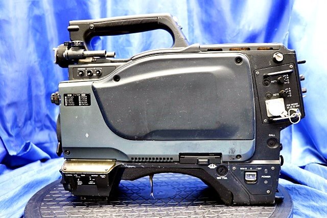 SONY HDC-950 Broadcast Camera with HDVF-20A Viewfinder 3CCD System [m1179586059]
