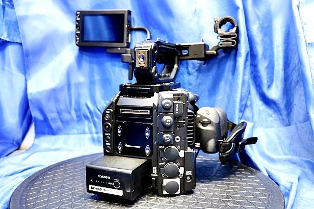 Canon CINEMA EOS C300 Mark III Digital Cinema Camera [k1183341238]