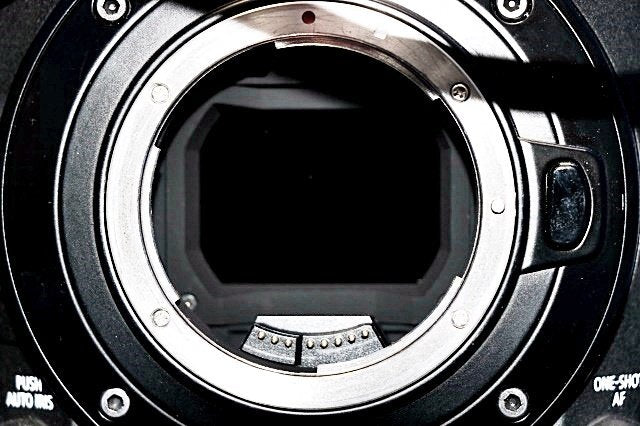 Canon CINEMA EOS C300 Mark III Digital Cinema Camera [k1183341238]