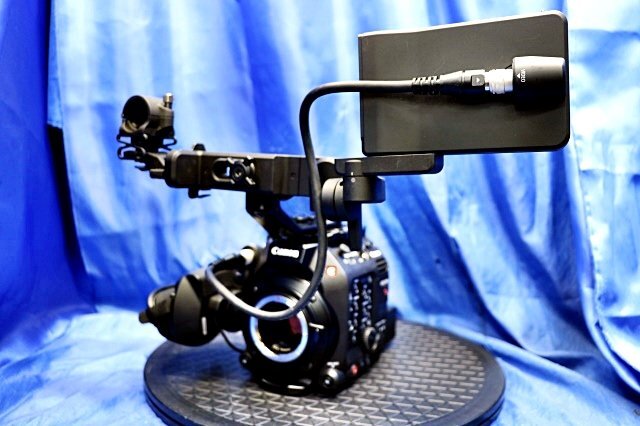 Canon CINEMA EOS C300 Mark III Digital Cinema Camera [k1183341238]