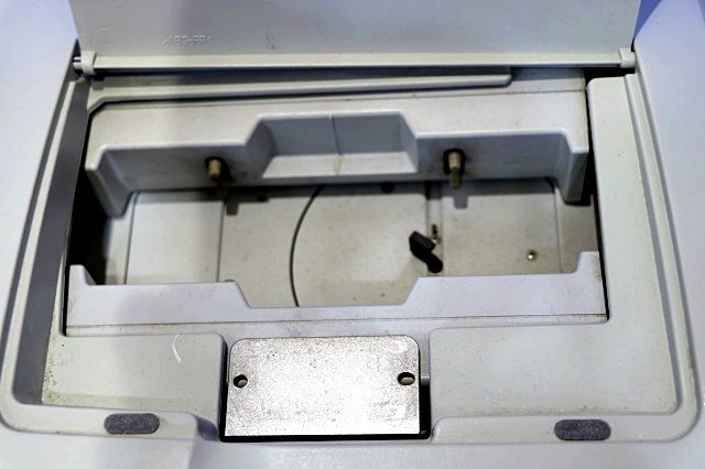 NIDEK LE 1000 Patternless Edger Glasses Lens Processing Machine [v1184578648]