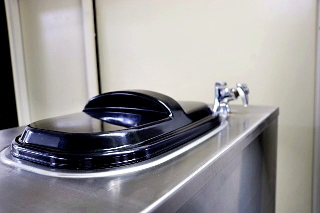 NISSEI NA-3431WE Soft Serve Ice Cream Freezer [u1189620639]