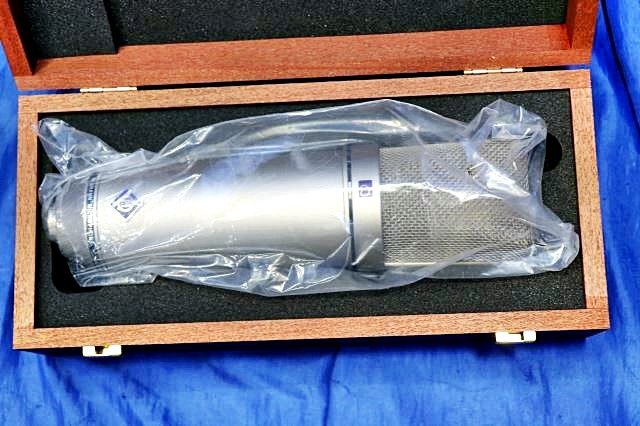 NEUMANN U 87 Ai Condenser Microphone [g1192277226]