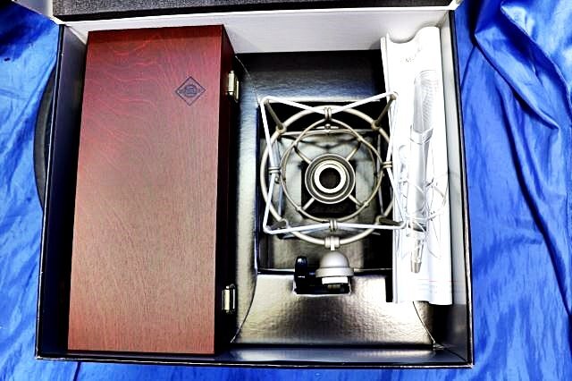 NEUMANN U 87 Ai Condenser Microphone [g1192277226]