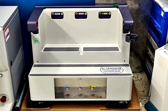 Becton Dickinson FACSAria III Cell Sorter & Fluidics Cart [v1193632994]