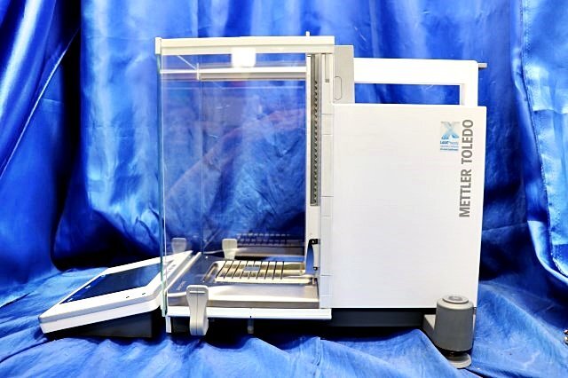 METTLER TOLEDO XPE205 Analytical Balance Electronic Balance 81g [w1198931579]