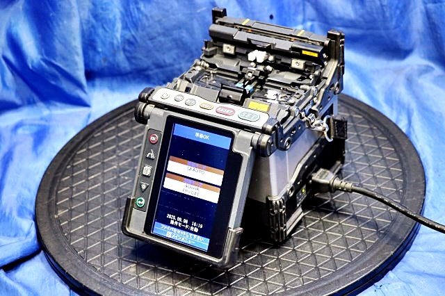 Fujikura HJ-S03 Optical Fiber Fusion Splicer with Case and Accessories [h1199437769]