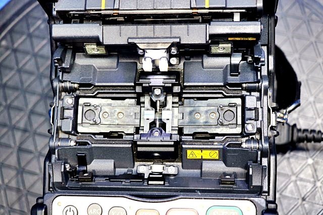 Fujikura HJS-02 Fusion Splicer with Accessories [r1199416130]