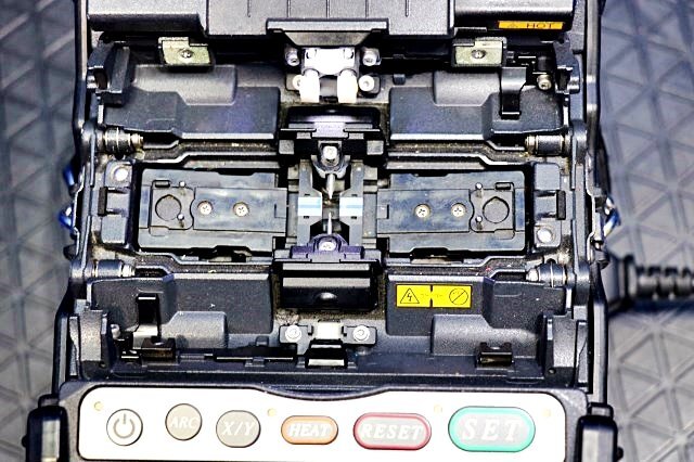Fujikura HJ-S03 Multi-Core Optical Fiber Fusion Connector [h1199438659]