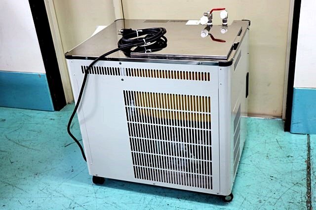 EYELA CAE-1300A Cooling Water Circulator with N-1100 Rotary Evaporator and SB-1100 Water Bath [u1201780692]