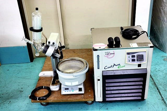 Tokyo Rikakikai EYELA CAE-1300AT Cooling Water Circulation Device + Rotary Evaporator N-1100 + Water Bath SB-1200 [x1201759789]