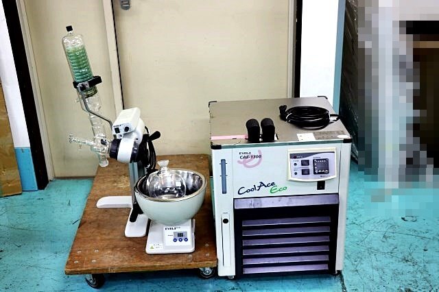 EYELA CAE-1300AT Cooling Water Circulator with N-1100 Rotary Evaporator and SB-1100 Water Bath [h1201781335]