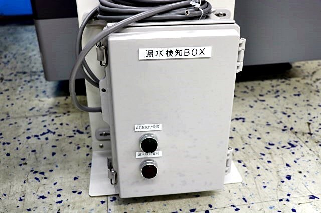 ESPEC CRH-222 Low Temperature and Humidity Unit Three-phase 200V Water Leak Detection Box [g1205315798]