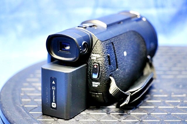 Sony Handycam FDR-AX60 4K Video Camera Recorder [m1205663335]