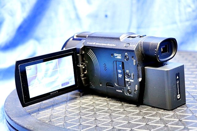 Sony Handycam FDR-AX60 4K Video Camera Recorder [d1205683440]
