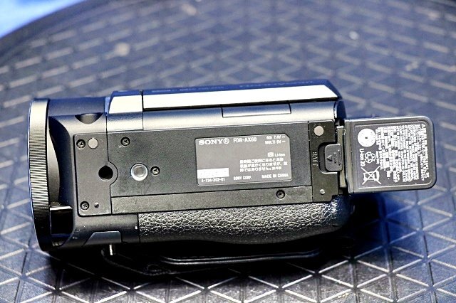 Sony Handycam FDR-AX60 4K Video Camera Recorder [d1205683440]