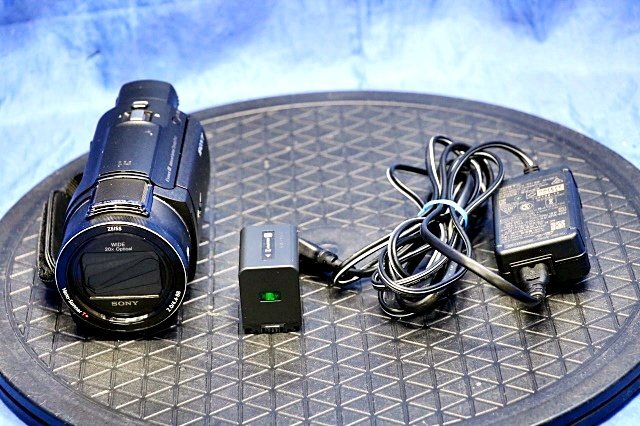 Sony Handycam FDR-AX60 4K Video Camera Recorder [s1205675898]