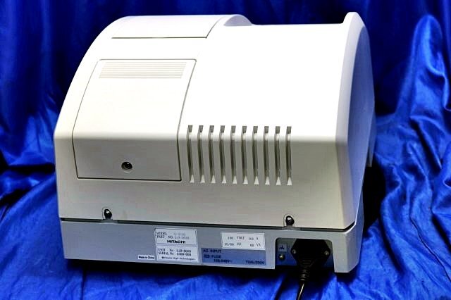 Hitachi U-5100 Spectrophotometer [m1207716466]