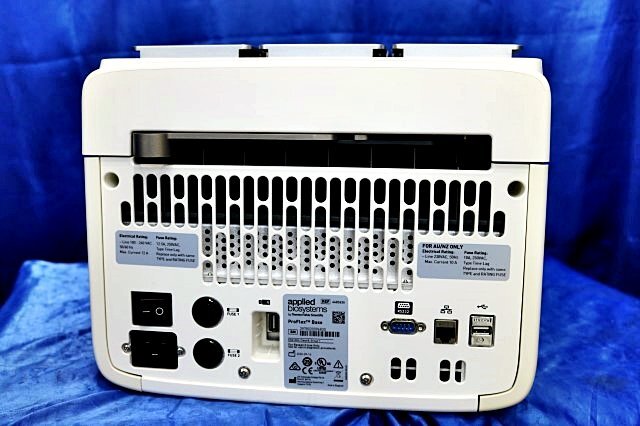 PerkinElmer ProFlex 3 x 32-well PCR System Thermal Cycler [u1208607892]